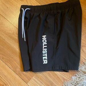 Hollister boys shorts XS